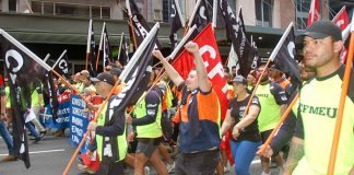 Administration in chaos but attacks on CFMEU keep coming