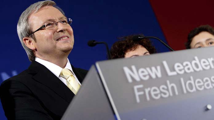 Bildnummer: 52249224 Datum: 24.11.2007 Copyright: imago/XinhuaOppositionsfuhrer Kevin Rudd (AUS/Labor Party) am Rande der Parlamentswahlen in Brisbane PUBLICATIONxNOTxINxCHN, Personen , premiumd , optimistisch; 2007, Brisbane, Politik, Politiker, Kandi