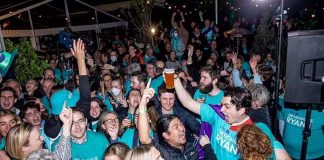 Electoral shifts expose anger at both major parties