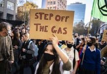 Labor backs fossil fuels as new gas and coal projects get the go ahead