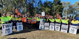 Garbage workers reject rubbish EBA offer