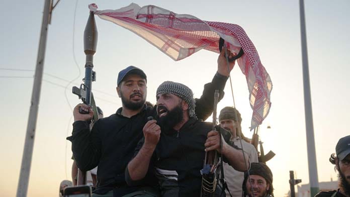 Sweida, Syria. 20th July, 2025. Syrian government forces intervene in Sweida on July 20, 2025, amid sectarian violence between Druze factions loyal to Sheikh Hikmat al-Hijri and Bedouin tribes, in an effort to end the conflict and restore security to the