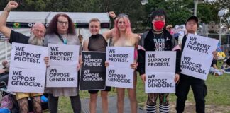 Palestine supporters assaulted and kicked out of Mardi Gras