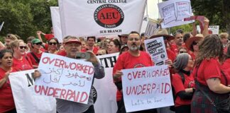 Teachers in Victoria: vote to reject any bad deal, keep up the fight