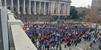 Vic health professionals march for pay justice