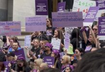 SA nurses: vote No, stay union and strike back