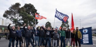 Wharfies defiant in face of management bullying